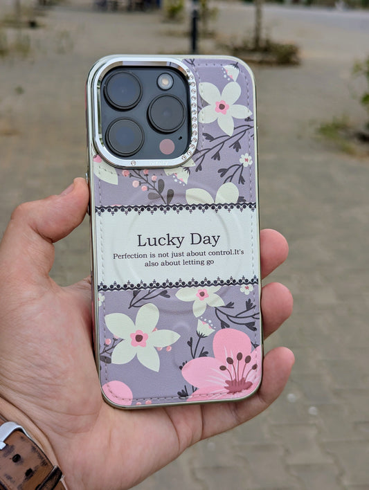 Coque motif fleure pour femme